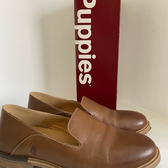 Great condition Hush puppies slip ons - Picture 2 of 8